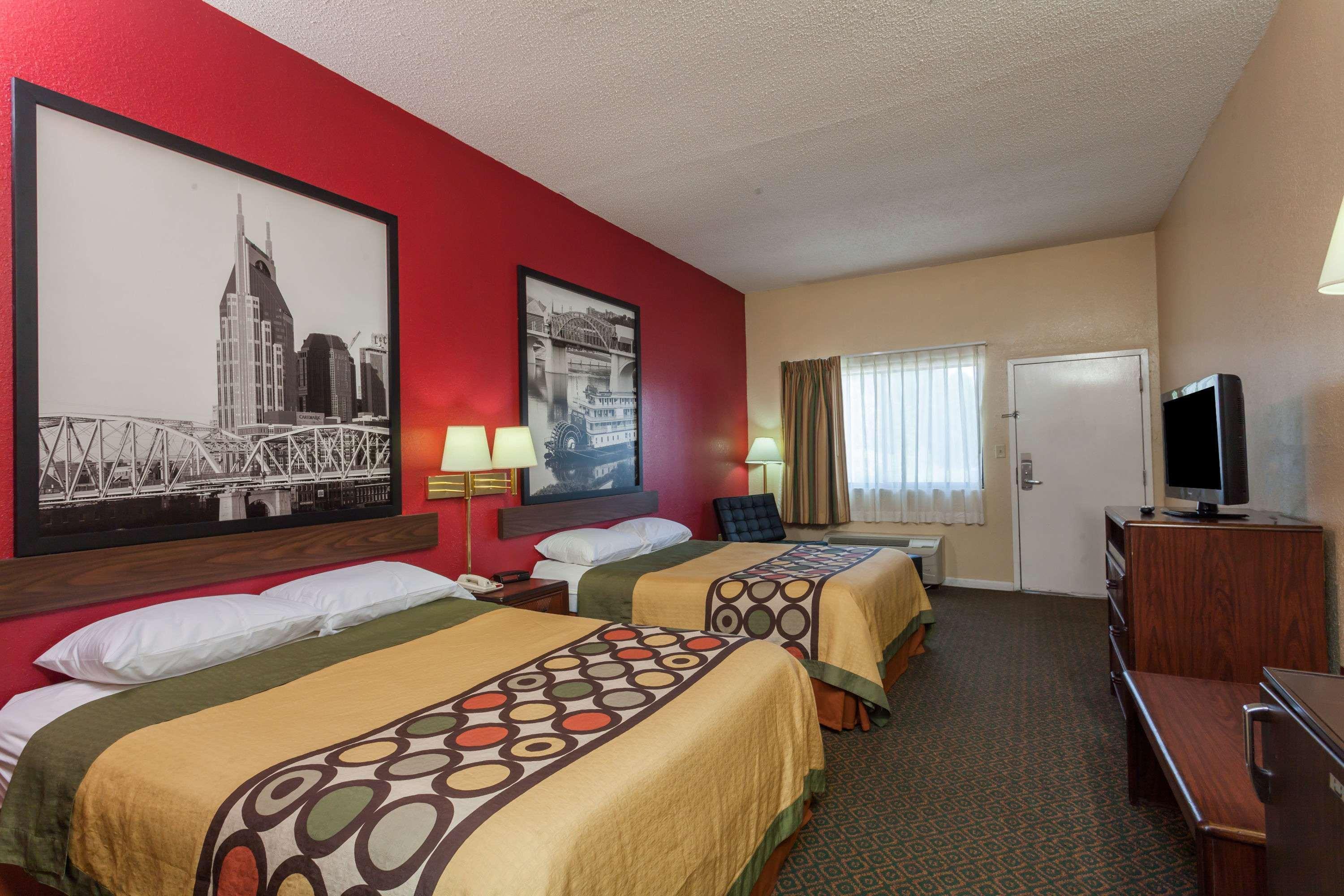 Super 8 By Wyndham Columbia Hotel Exterior foto