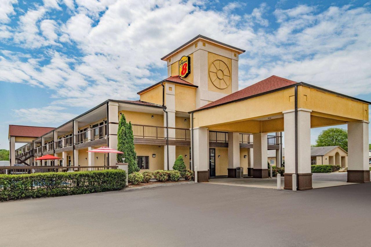 Super 8 By Wyndham Columbia Hotel Exterior foto